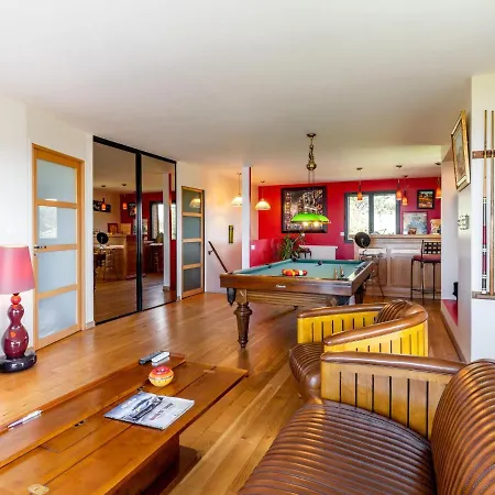 Ferienhaus Holiday Le Rocher *